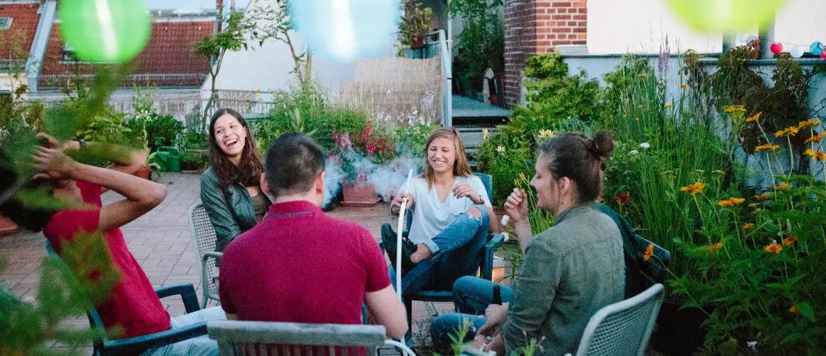 Sommer, Sonne, Shisha - So relaxt du draußen am besten - Dschinni Shisha