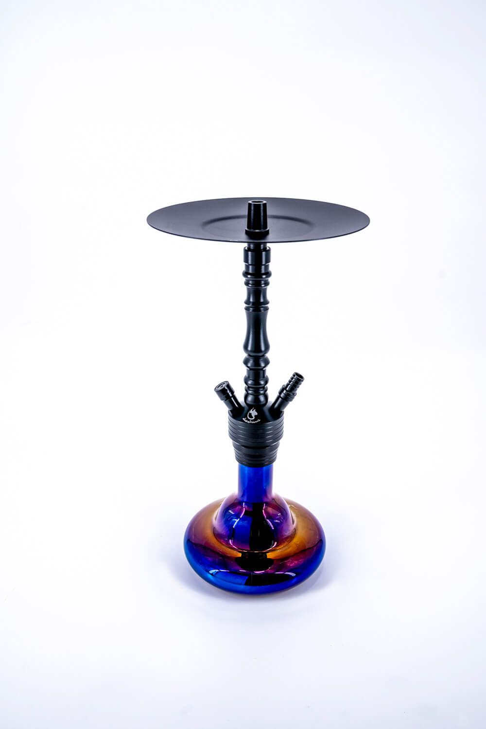 Dschinni Pico Black Purple Rain Shisha ohne Glaskopf mit Vulcan Air und ohne Schlauch mit Mundstück auf weißem Hintergrund